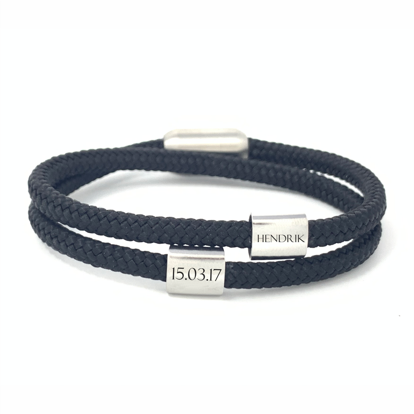 Segelseilarmband schwarz mit zwei Wunschtextperlen