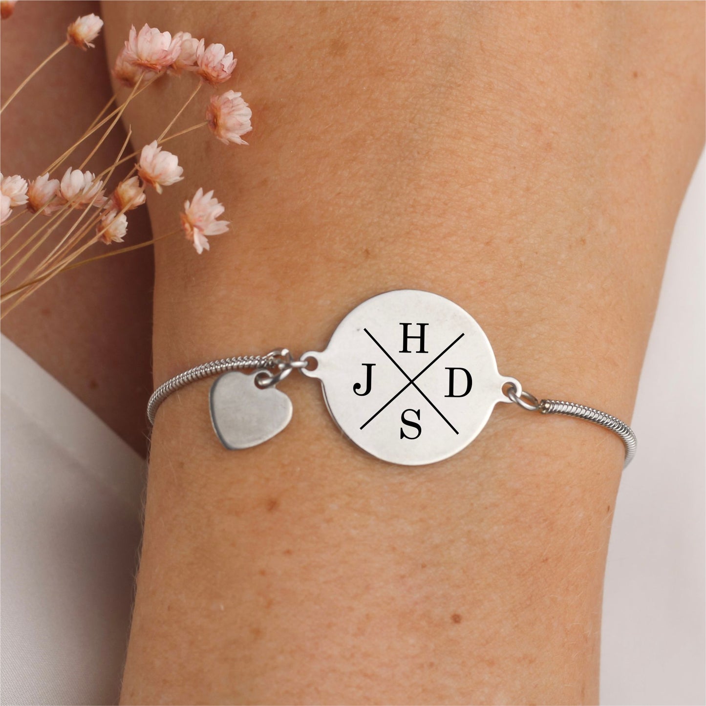 Edelstahlarmband mit Kreuz und Wunschbuchstaben