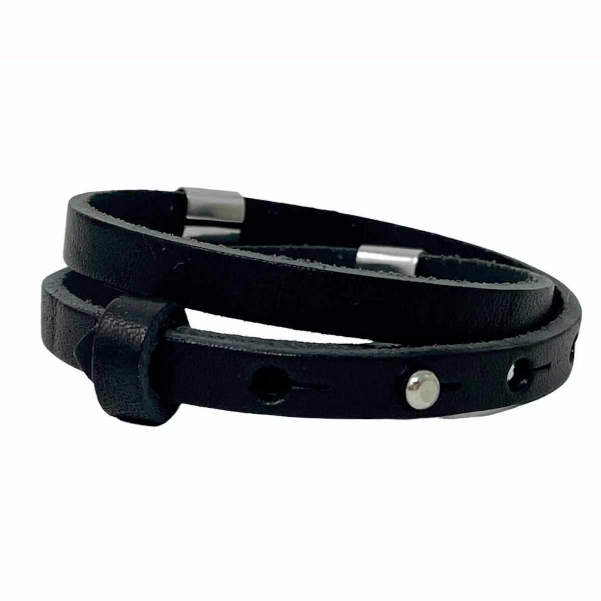 Lederarmband doppelt schwarz mit Fisch und Wunschtext