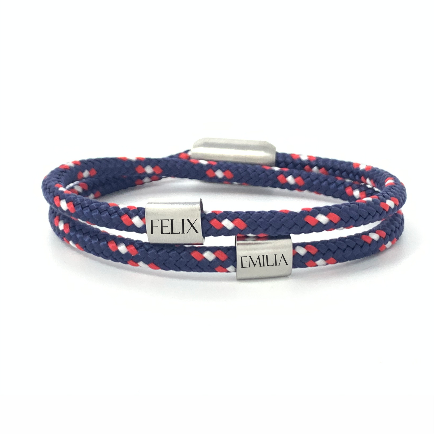 Segelseilarmband mit zwei Wunschtextperlen